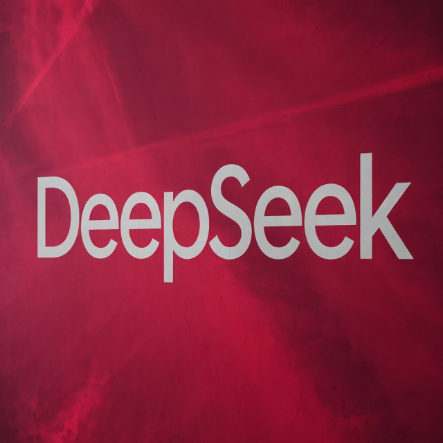 DeepSeek на TurboText: что умеет нейросеть и как её использовать